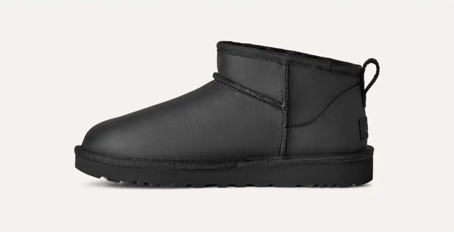 UGG Vachtlaarzen Dames Classic Ultra Mini Leather Regenerate Leer Zwart