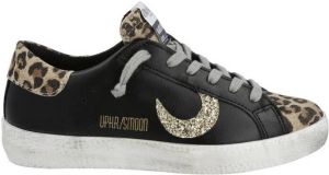Uma Parker Sneakers 860221