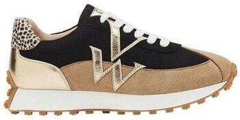 Vanessa Wu Sneakers Pia