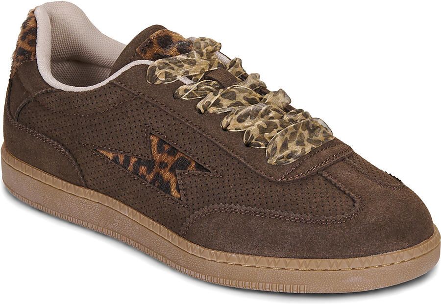 Vanessa Wu Lage Sneakers AURA Emblem
