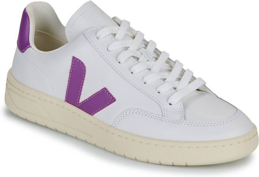 Veja Lage Sneakers V-12