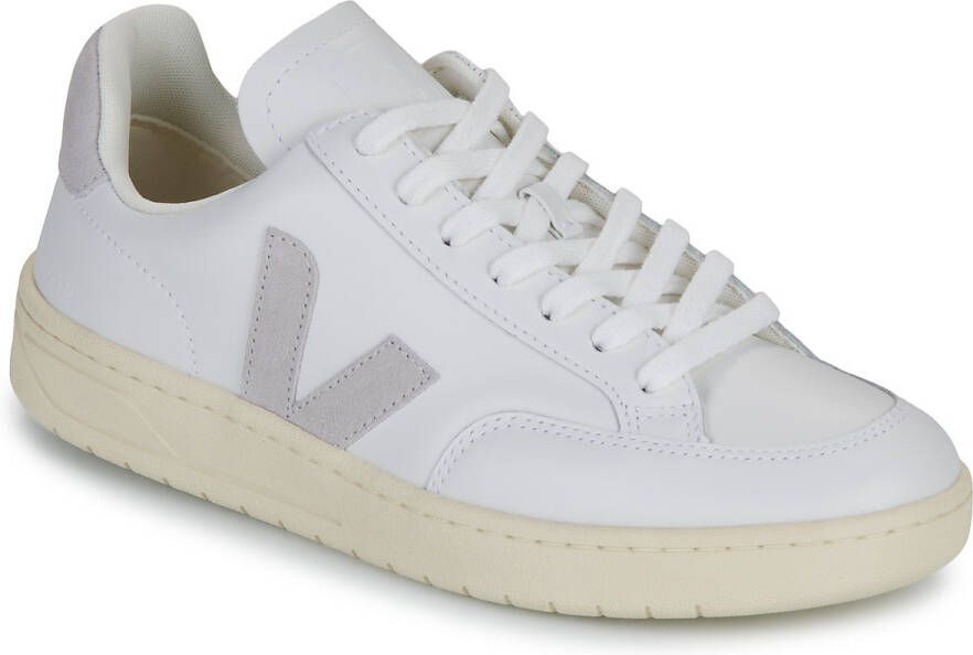 Veja Lage Sneakers V-12