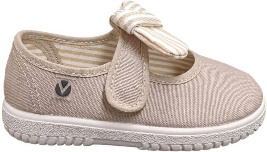 Victoria Ballerina's ojala