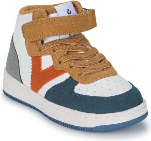 Victoria Hoge Sneakers