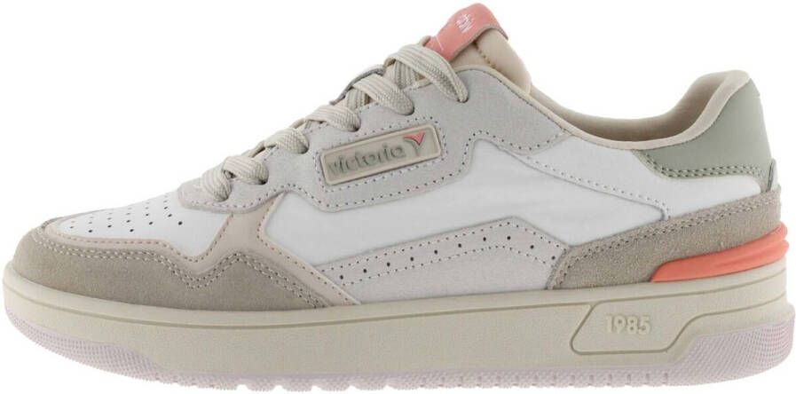 Victoria Sneakers