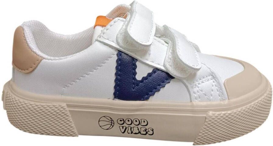 Victoria Lage Sneakers tribu