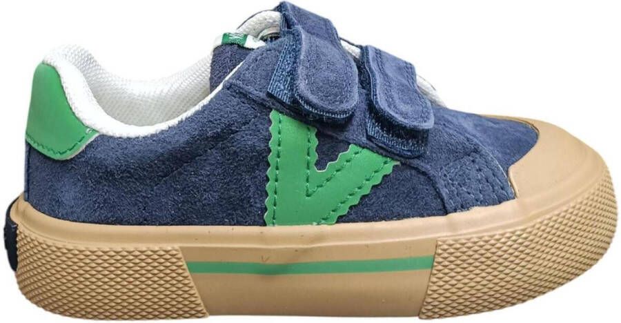 Victoria Lage Sneakers tribu