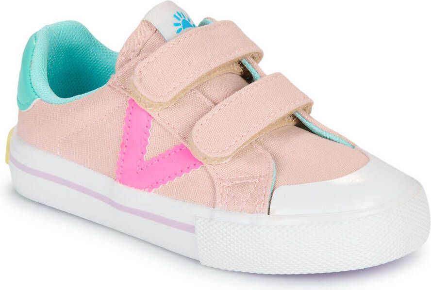 Victoria Lage Sneakers TRIBU