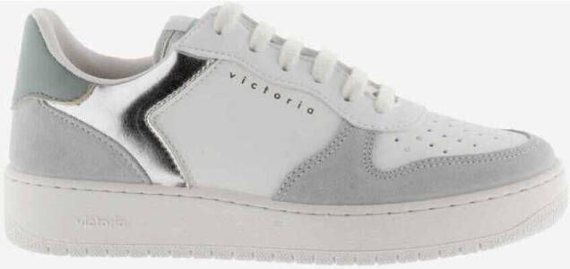 Victoria Sneakers Madrid serraje metal logo