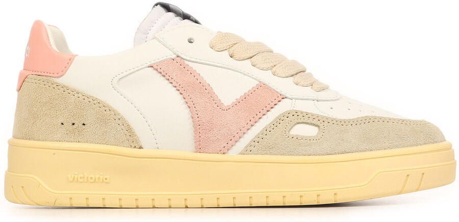 Victoria Lage Sneakers Seul