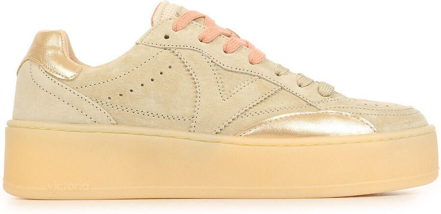 Victoria Lage Sneakers Turin