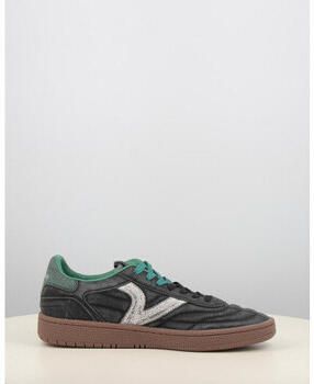 Victoria Sneakers 8806125