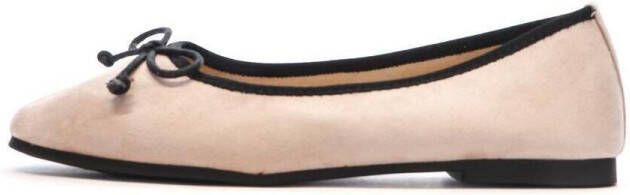 XTI Ballerina's