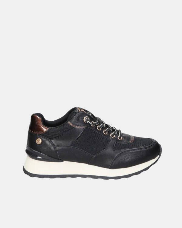 XTI Lage Sneakers 144197