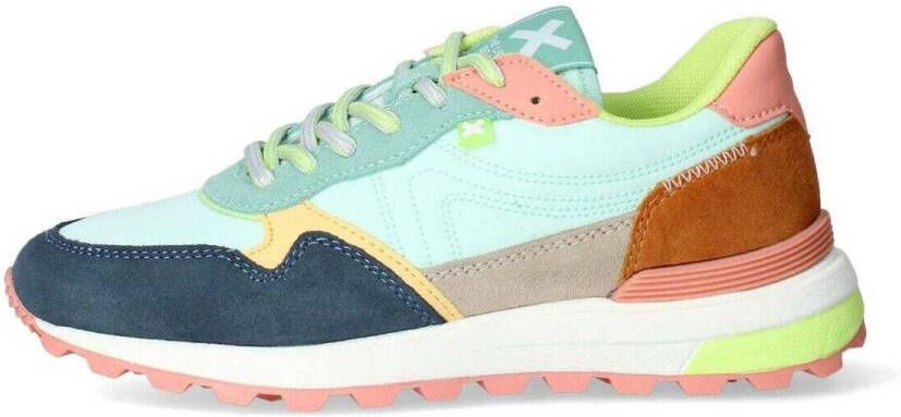 XTI Sneakers