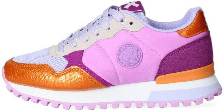 XTI Sneakers