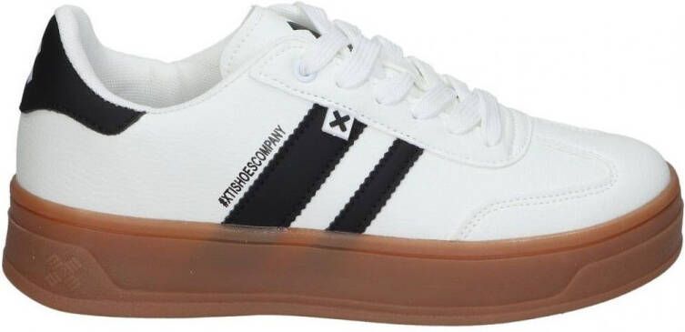 XTI Sportschoenen 143645