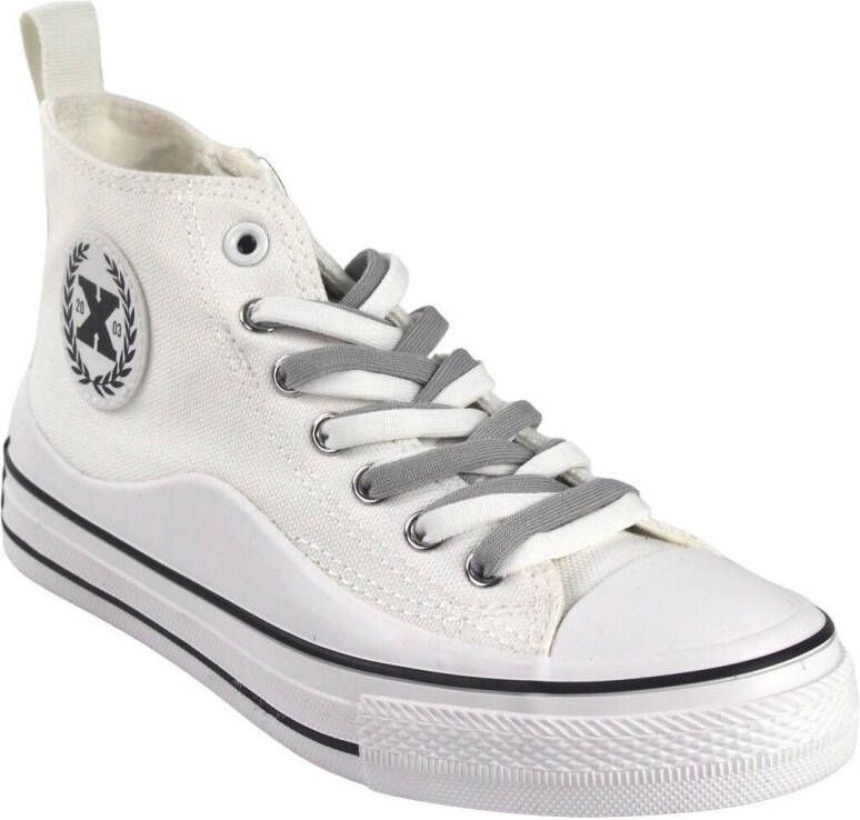 XTI Sportschoenen Lona 150336 blanco