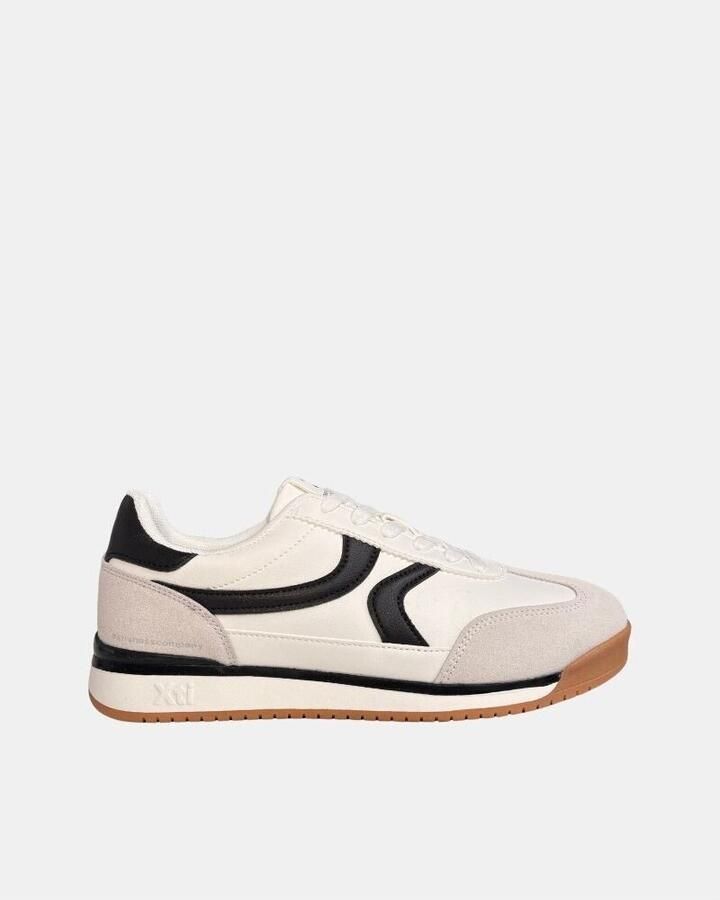 XTI Lage Sneakers 120748