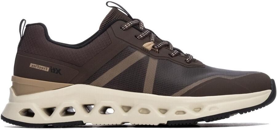 XTI Lage Sneakers 14675704