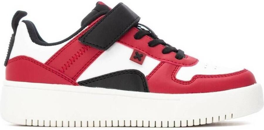 XTI Lage Sneakers 15134901