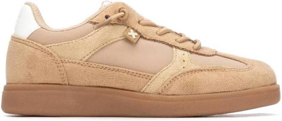 XTI Lage Sneakers 15300602