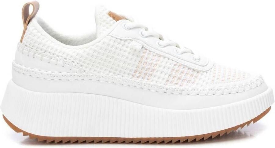 XTI Sneakers 143672