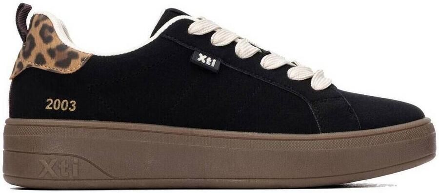 XTI Lage Sneakers 119103