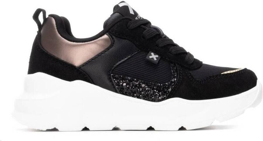 Xti 151394 Trainer ZWART