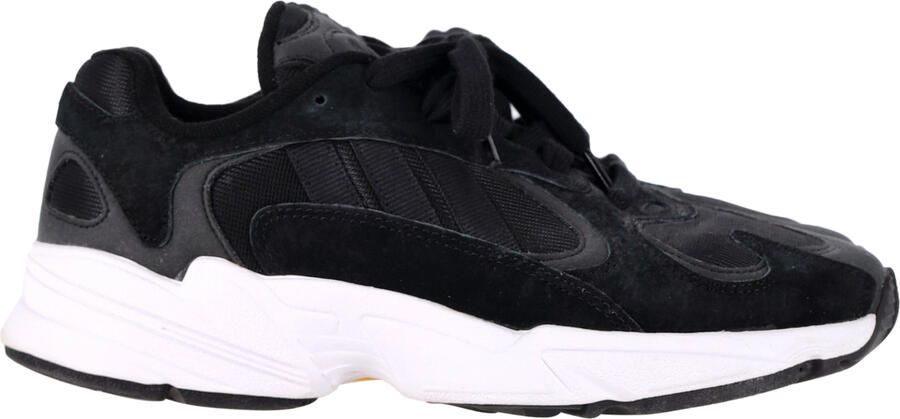 Adidas Yung-1 sneakers in zwart suède