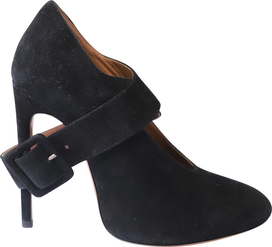 Alaia Pre-owned Alaia Cross Strap Pumps in Zwart Suède