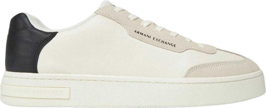 Armani Exchange Heren Leren Trainers (Ecru Zwart)