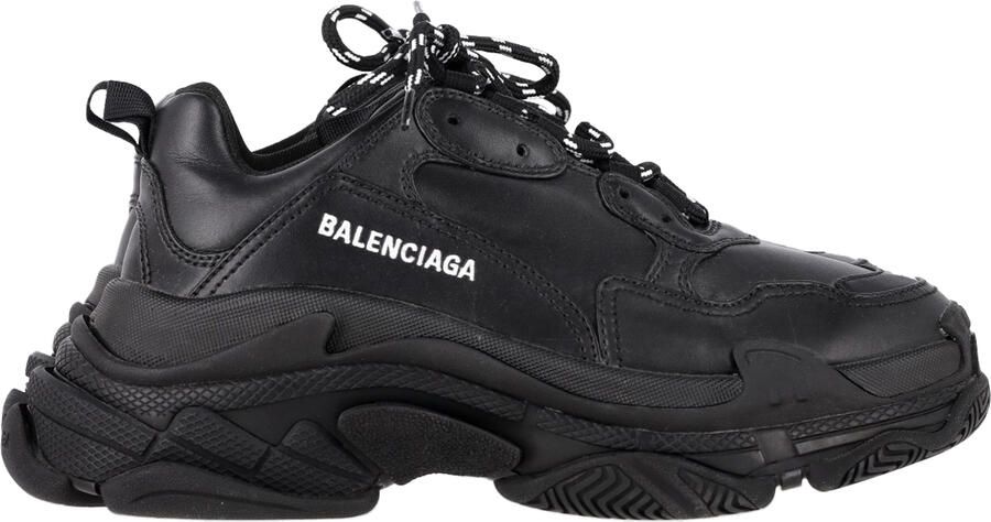 Balenciaga Pre-owned Balenciaga Triple S Sneakers in Zwart Polyester