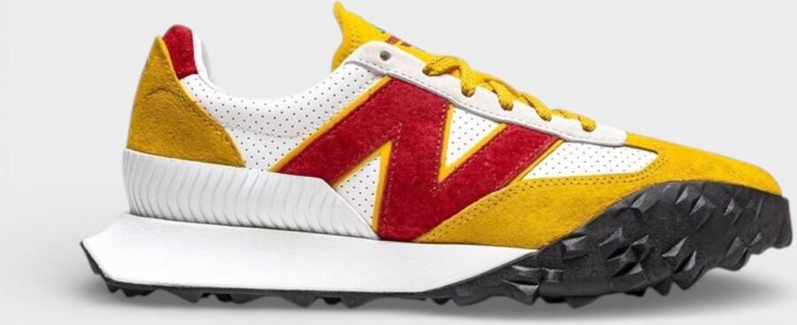 Casablanca x New Balance XC-72 Rode en Gele Unisex Sneakers