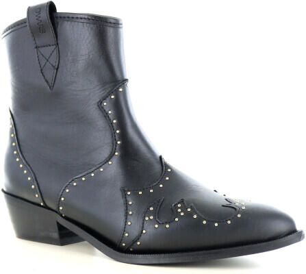 DWRS Label Lyon studs
