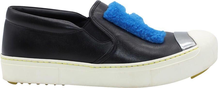 Fendi Pre-owned Fendi FF Schapenvacht Slip-On Sneakers in Zwart Leer