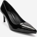 Forever & Always Clyde Leren Stiletto Spitse Neus Pump - Zwart