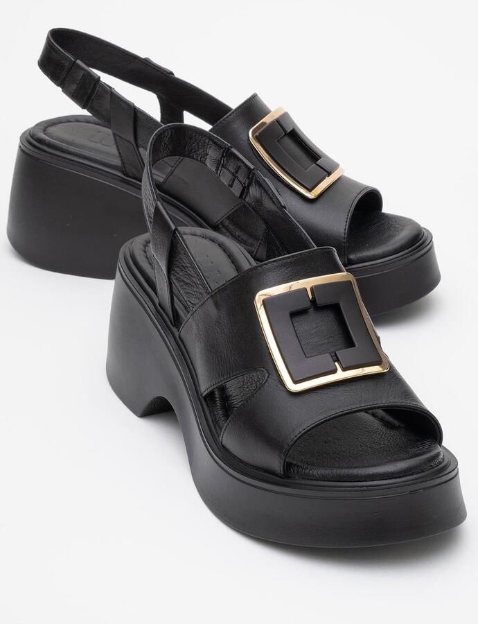 Forever & Always Lucia Leer Gesp Platform Sandaal