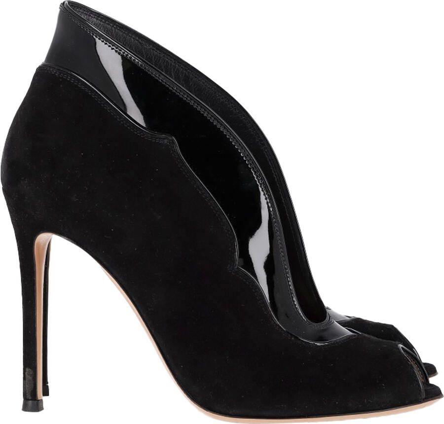 Gianvito Rossi Pre-owned Gianvito Rossi Vamp Peep-Toe Enkellaarsjes in Zwarte Suède en Leer