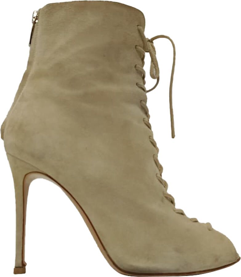 Gianvito Rossi Pre-owned Gianvito Rossi veterlaarsjes in beige suède