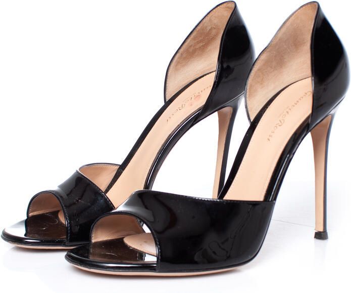 Gianvito Rossi Pre-owned Gianvito Rossi Zwarte lakleren sandalen