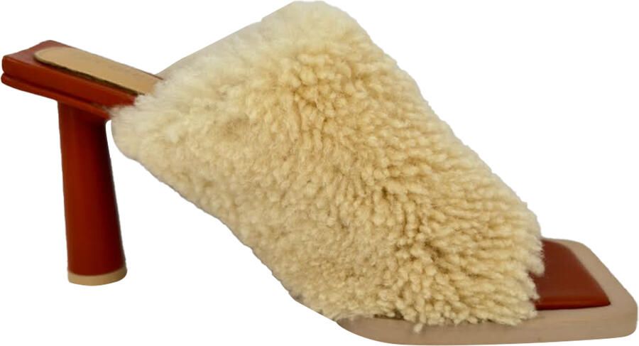 Jacquemus Pre-owned Jacquemus Les Mules Carrés Ronds Shearling Sandalen in crème imitatiebont