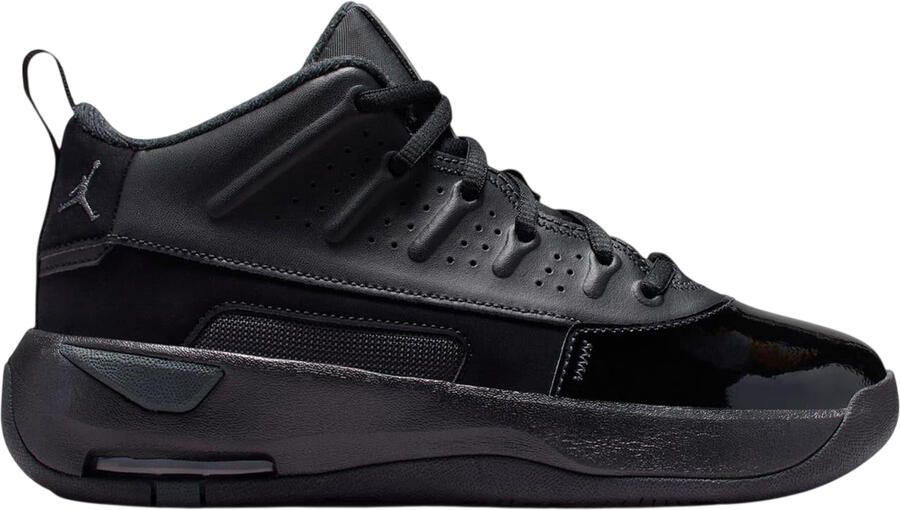 Nike Air Jordan Max Aura basketbalschoenen voor kinderen (Drievoudig zwart)