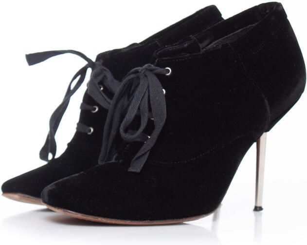 Lanvin Pre-owned Lanvin fluwelen enkellaarsjes met metalen hak.