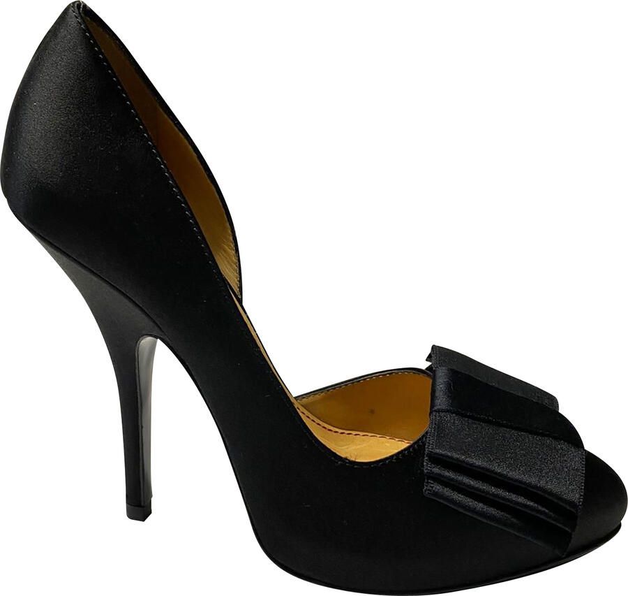 Lanvin Pre-owned Lanvin Strik Pumps 120 in Zwart Satijnleer