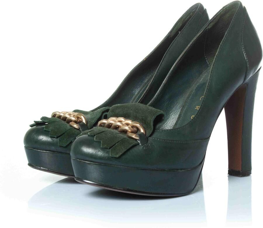 Lola Cruz plateau pumps met gouden ketting