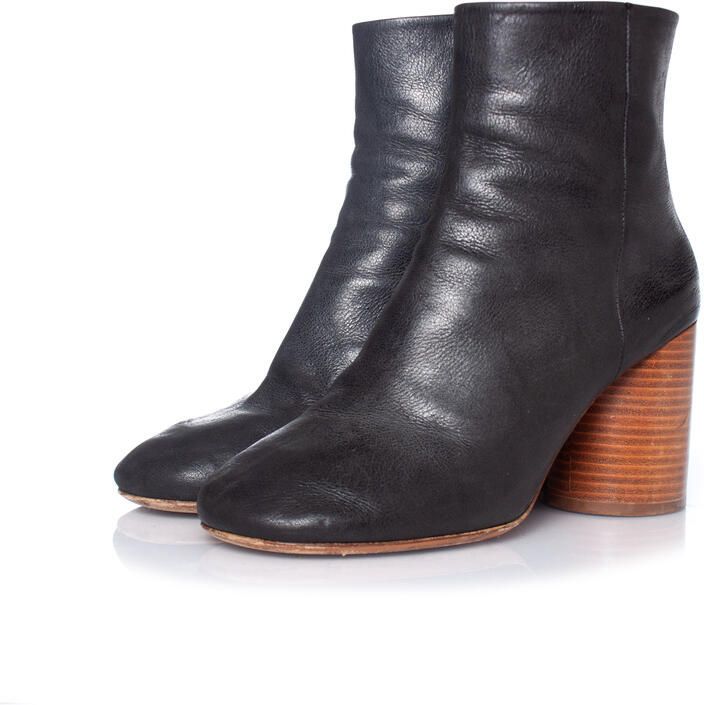 Maison Margiela Pre-owned Maison Margiela Zwarte leren enkellaarsjes met ronde neus