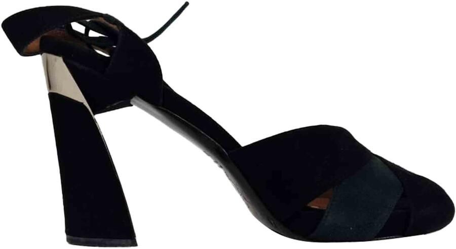 Marni Pre-owned Marni pumps met open neus en lintbandje in zwart suède