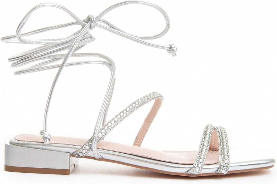 Montevita Platte Sandalen Sandsum In Zilver
