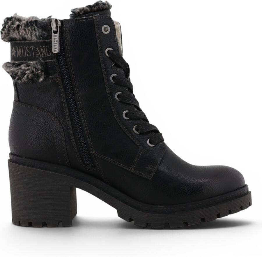 Mustang Dames Zwarte Winterlaarzen met warme hak en veters M0122001